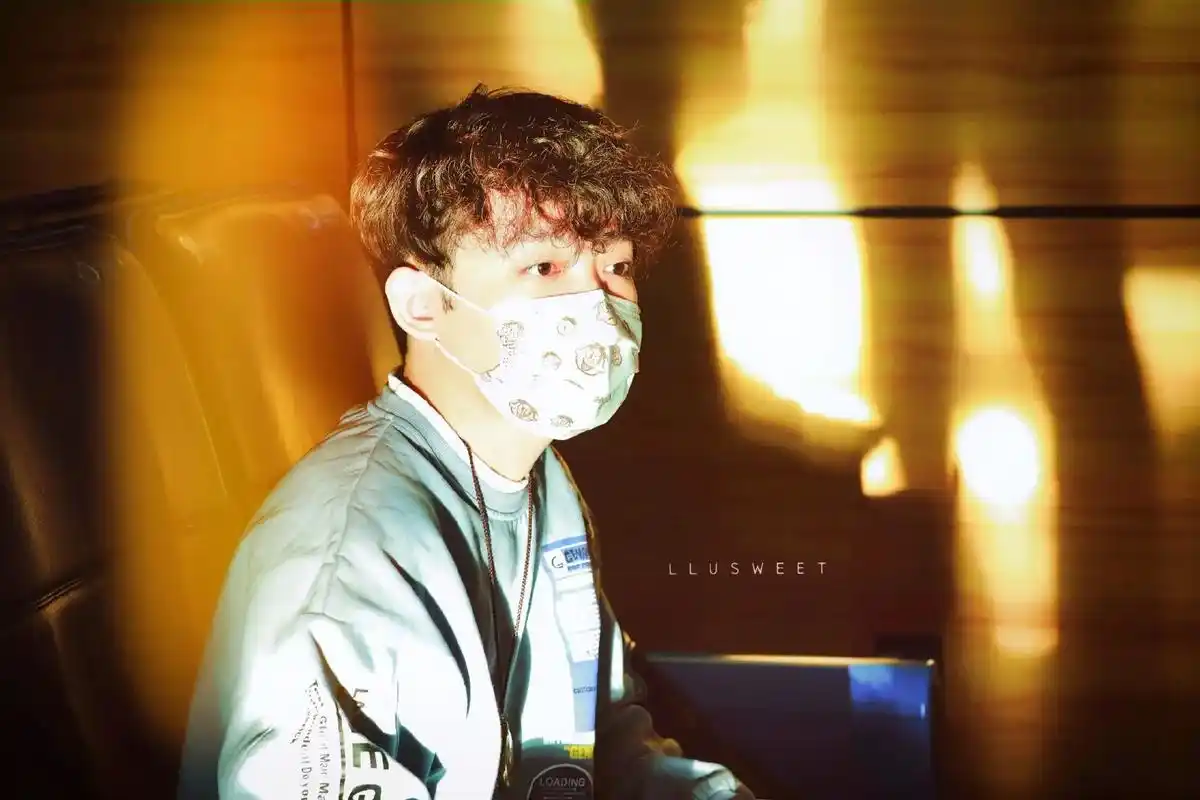 那些没内存也舍不得删的照片#孙九芳 总会有属于你的那一束光, - 抖音