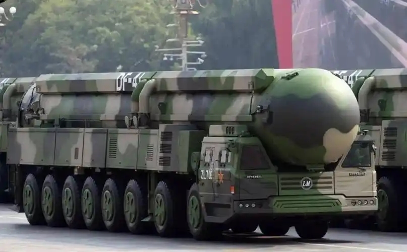 美报告称中国核弹头略超过200枚胡锡进这是有意的低估