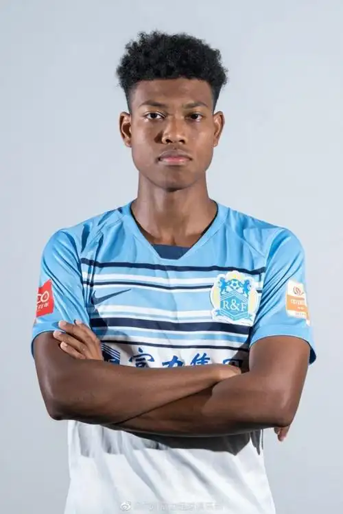 16岁261天中非混血小将苏宇亮迎来生涯首秀