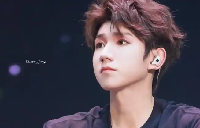 拥有一颗透明的心灵  和会流泪的眼睛91  @tfboys-王源