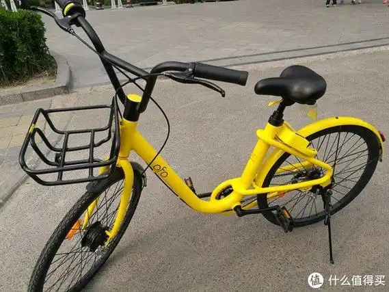 造车造了上千万一条轮胎毁一半修复一辆被损坏遗弃的ofo小黄车