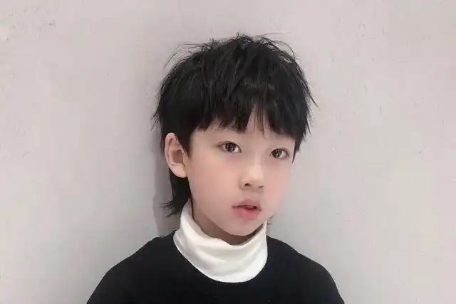 这几款帅气又清爽,更适合春夏季节3到10岁小男孩发型怎么剪剪完这四种