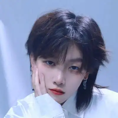 假发男短发中分狼尾发型逼真自然网红同款男女日系鲻鱼头全头套式