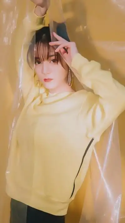 迪丽热巴赵丽颖合照