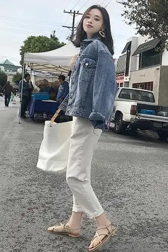 白色牛仔裤女宽松显瘦春装2019新款女装直筒裤复古裤