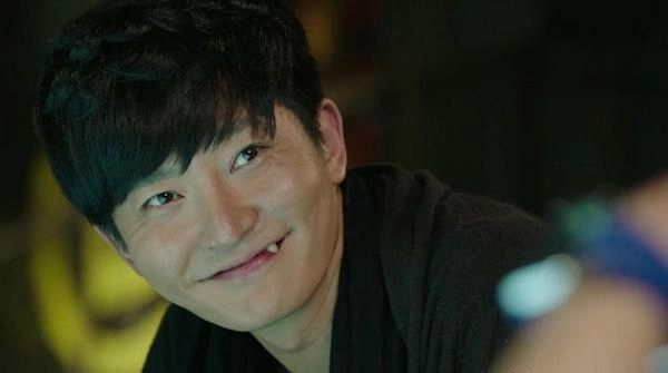 40岁郭京飞承认整容?但除了眼袋,另外三处也被质疑