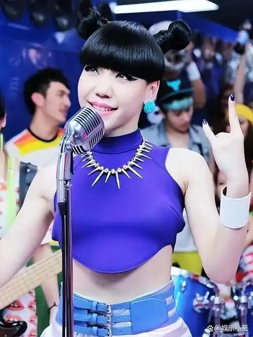 亚洲最丑女星吴莫愁从走红到消失三年她经历了什么