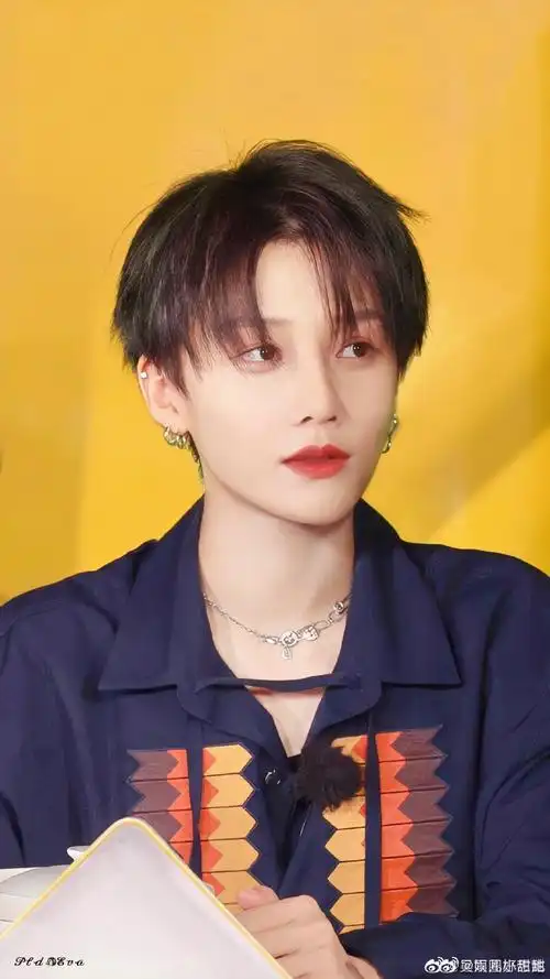 刘雨昕正能量偶像