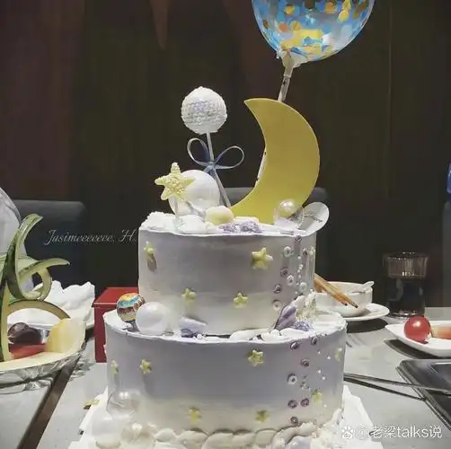 tnt时代少年团蛋糕