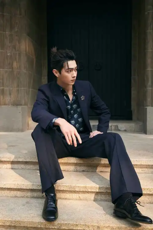 许凯扎了小辫儿