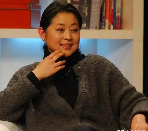 倪萍:曲折人生路,终得幸福归