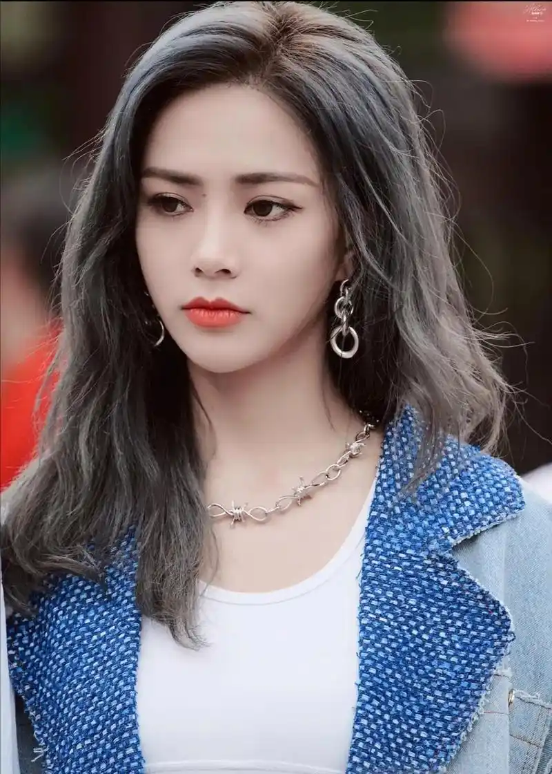 谢可寅为什么叫蔡徐坤学长