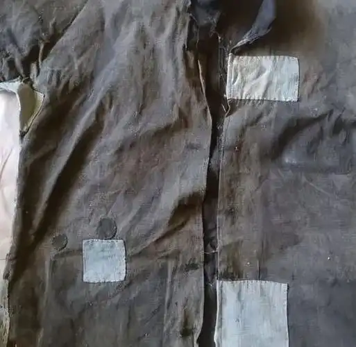 小小说|补丁衣裳|马甲|新衣|囚服|新衣服_网易订阅