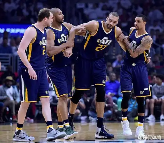 犹他爵士队创造历史的巨人鲁迪戈贝尔的创记录赛季
