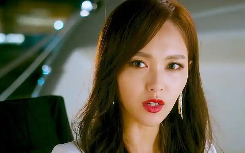 唐嫣真是太帅了 赏金猎人