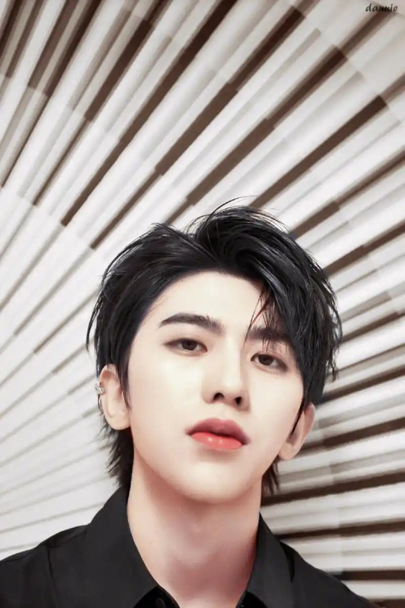 微博@小葵dannie 蔡徐坤