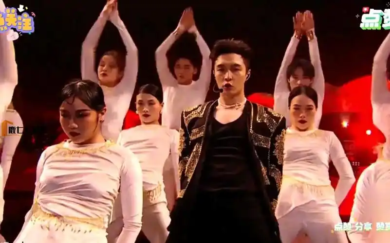 张艺兴舞蹈封神名场面,黄金四秒,敦煌飞天,帽子戏法,你爱了吗
