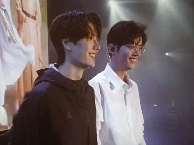 肖战王一博在萌探同框##肖战王一博又同框了