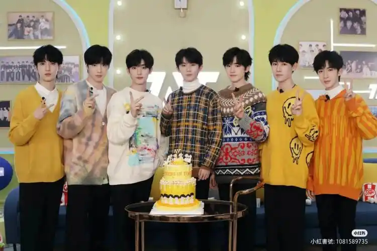 tnt时代少年团二周年快乐