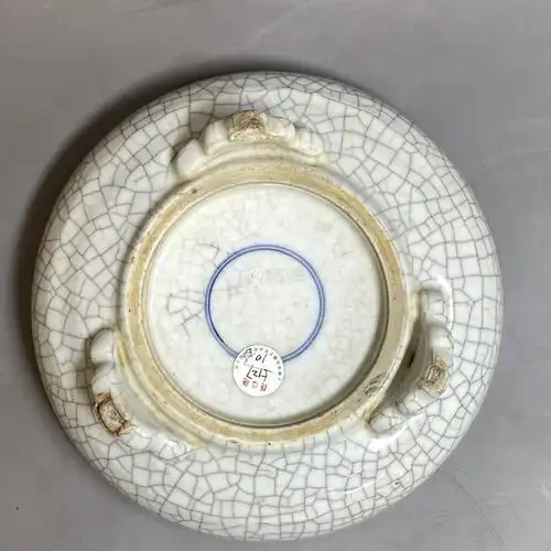 清乾隆哥釉三足洗