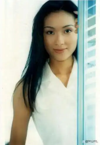 清纯玉女杨恭如被一巴掌毁掉星途如今49岁无人问津