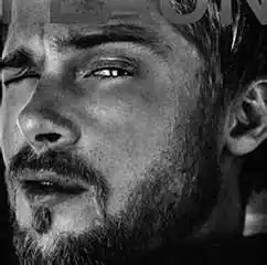 沧桑忧郁的老男人头像