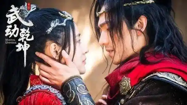 杨洋张天爱恋爱时间线曝光,举止暧昧眼神拉丝,多次穿同一件衣服_恋情_