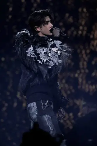 蔡徐坤演唱会现场 7月17日晚,蔡徐坤2021个人巡回演唱会举办,在演唱会