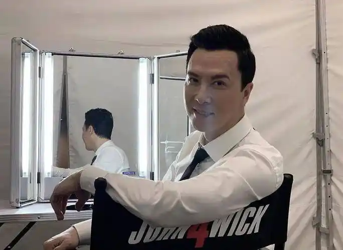 《搜救》亏损超2亿,59岁甄子丹不甘心,进军好莱坞带来生猛新片_电影