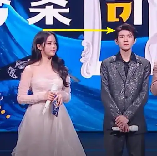 二人身高差距令人意外