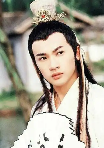 评论有说更喜欢苏有朋版的花无缺,就找了两张放上来.