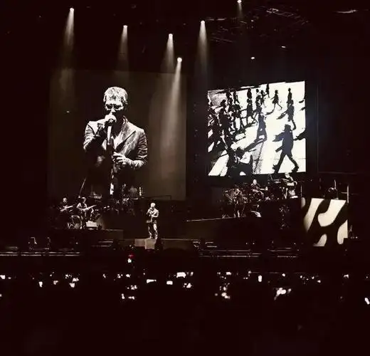 还是要有边界感的,歌迷在李宗盛演唱会大喊林忆莲,乱抖机灵场面