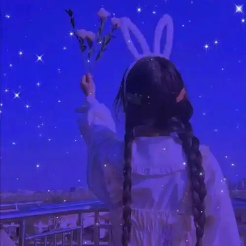 高清可爱真人星空滤镜的女生头像图片