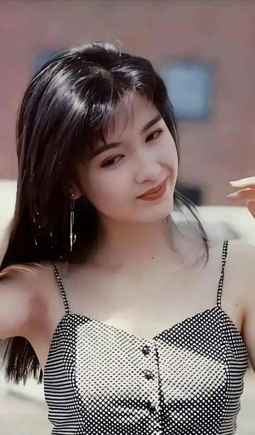 在那个没有被白幼瘦洗脑的年代,你可以永远相信港风美人_香港_女神