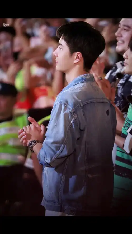 愿你保持初心和善良 笑容里装满温柔和坦荡@uniq-王一博-娱乐视频