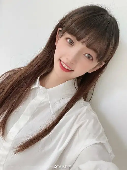 阳光伊人宝儿林津伊