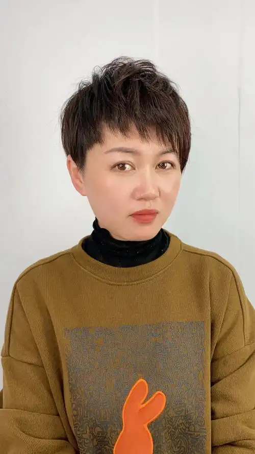 中老年女性发型适合什么发型我推荐短发14款任你挑选