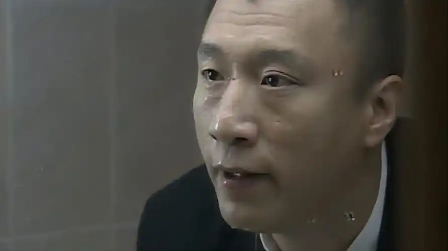 征服弟弟被人打伤住院刘华强一脸杀意幕后之人要倒霉了