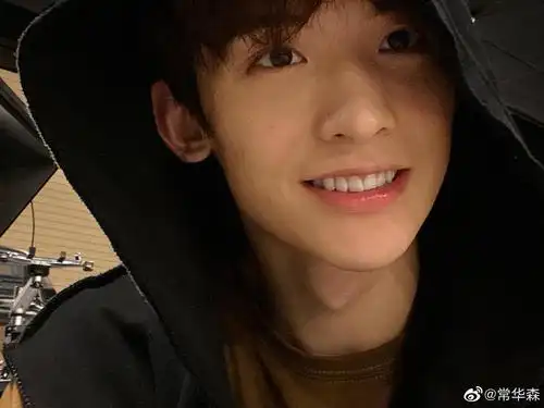 青三常优秀常华森图视频搬运