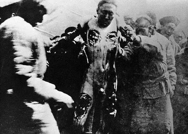 中国最后一位被凌迟处死的人3