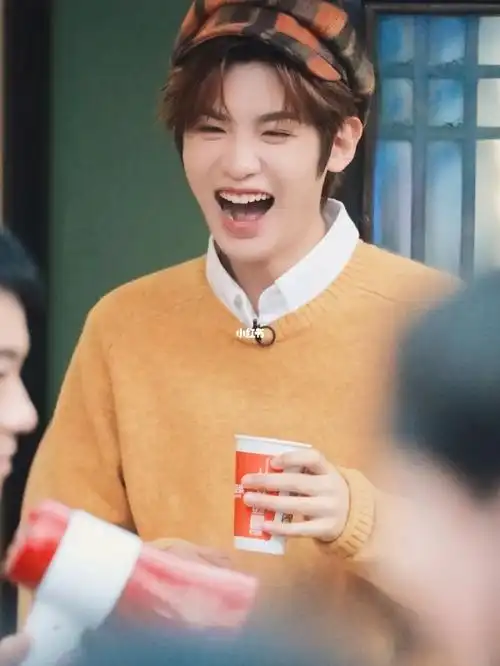 黄明昊小朋友明天开庭顺利哦