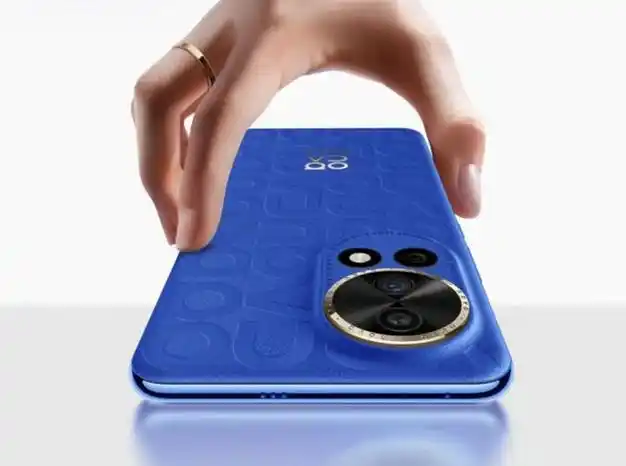 华为nova13配置曝光:麒麟9系 50w无线充,潜望长焦也在