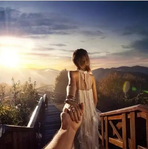 勾手指代表只想暧昧5种男女朋友牵手方式的含义