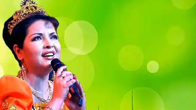 分享一首新疆歌星巴哈尔古丽演唱的《我们新疆好地方》欢迎欣赏!