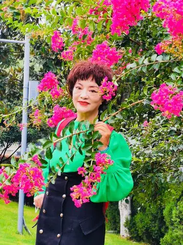 2020年7月23,24日我在西安环城公园西苑拍照留念.