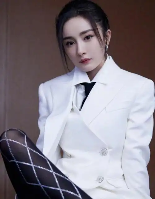 王鸥走到今天这一步,或许怪不了别人!