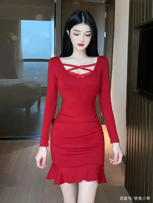 时尚小姐姐凹凸有致身材超棒,搭配红色连衣裙,性感迷人