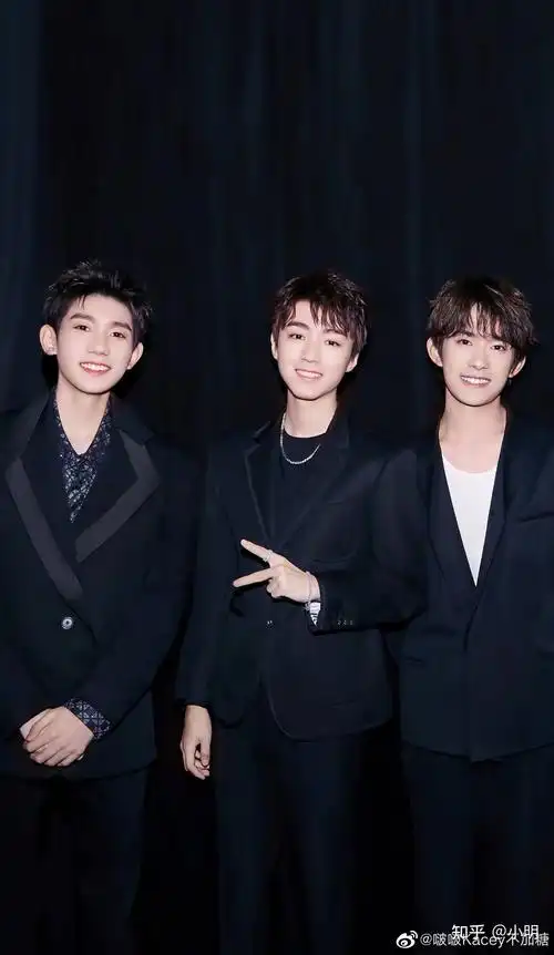 有没有tfboys团体神图啊? - 知乎