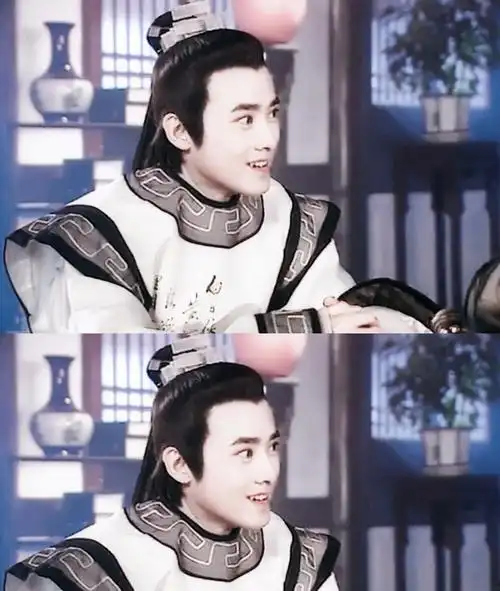 任泉古装给我的第一感觉就是温润如玉