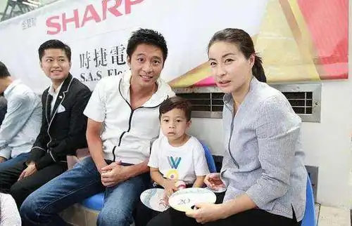 我之前真的以为和娘娘曾经在一起过的霍启山是个大.